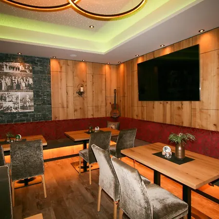 Erzherzog's Apts Kaiser Und Alpenlodge By Interhome * Uderns