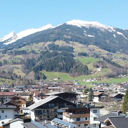 Erzherzog's Apts Kaiser Und Alpenlodge By Interhome Uderns